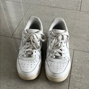 Nike Women Air Force 1 White Sneaker